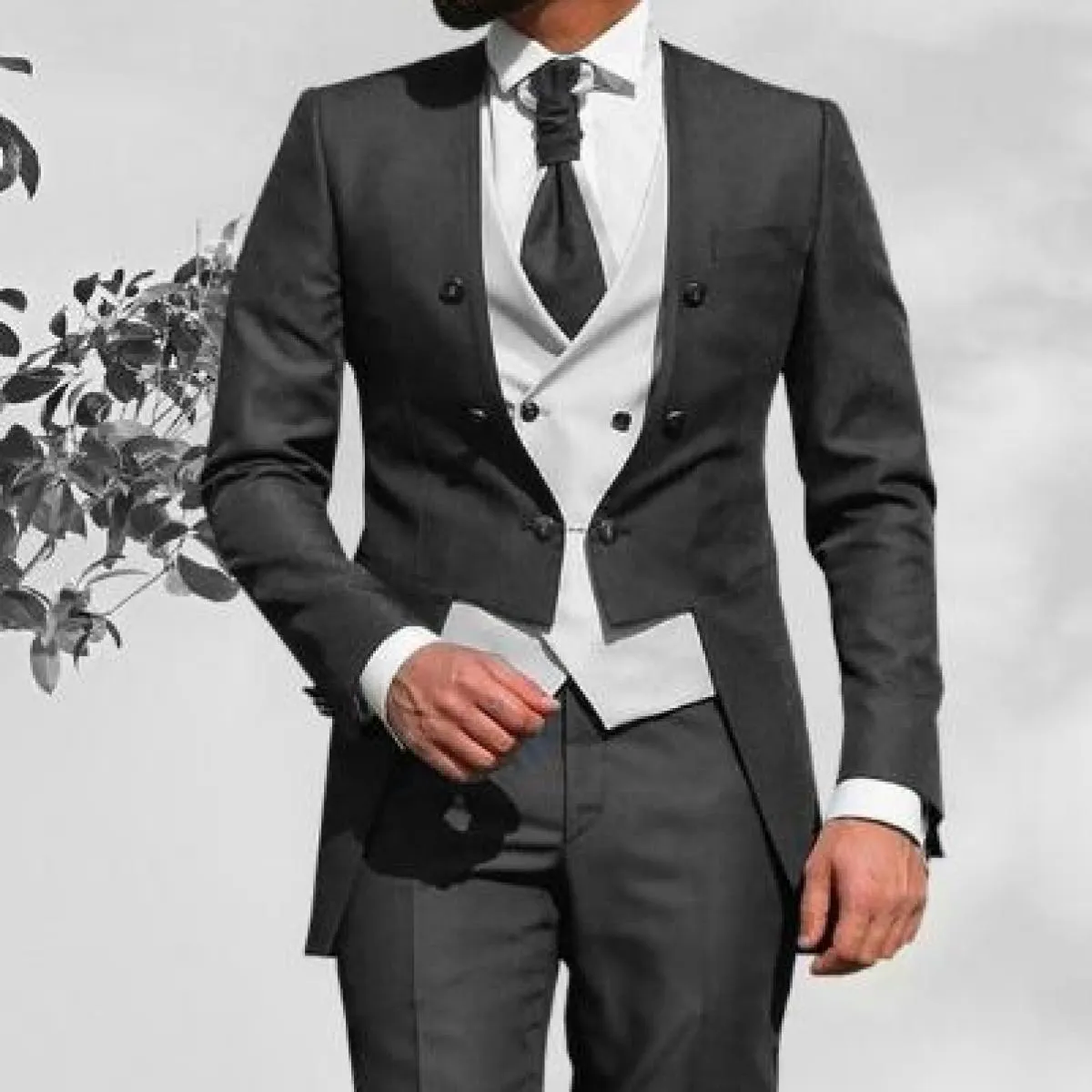 Abiti da uomo su misura Smoking da sposo rosso e bianco Tondo risvolto Groomsmen Set da 3 pezzi (giacca + pantaloni + gilet)