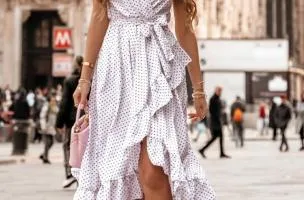 Abito midi con stampa a pois, bianco