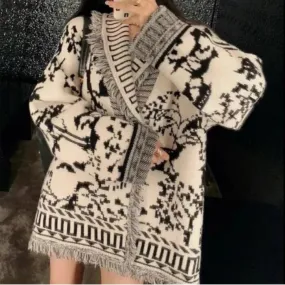 Cappotto cardigan lavorato a maglia con temperamento femminile 2023 Top in maglione di nicchia dal design retrò primaverile